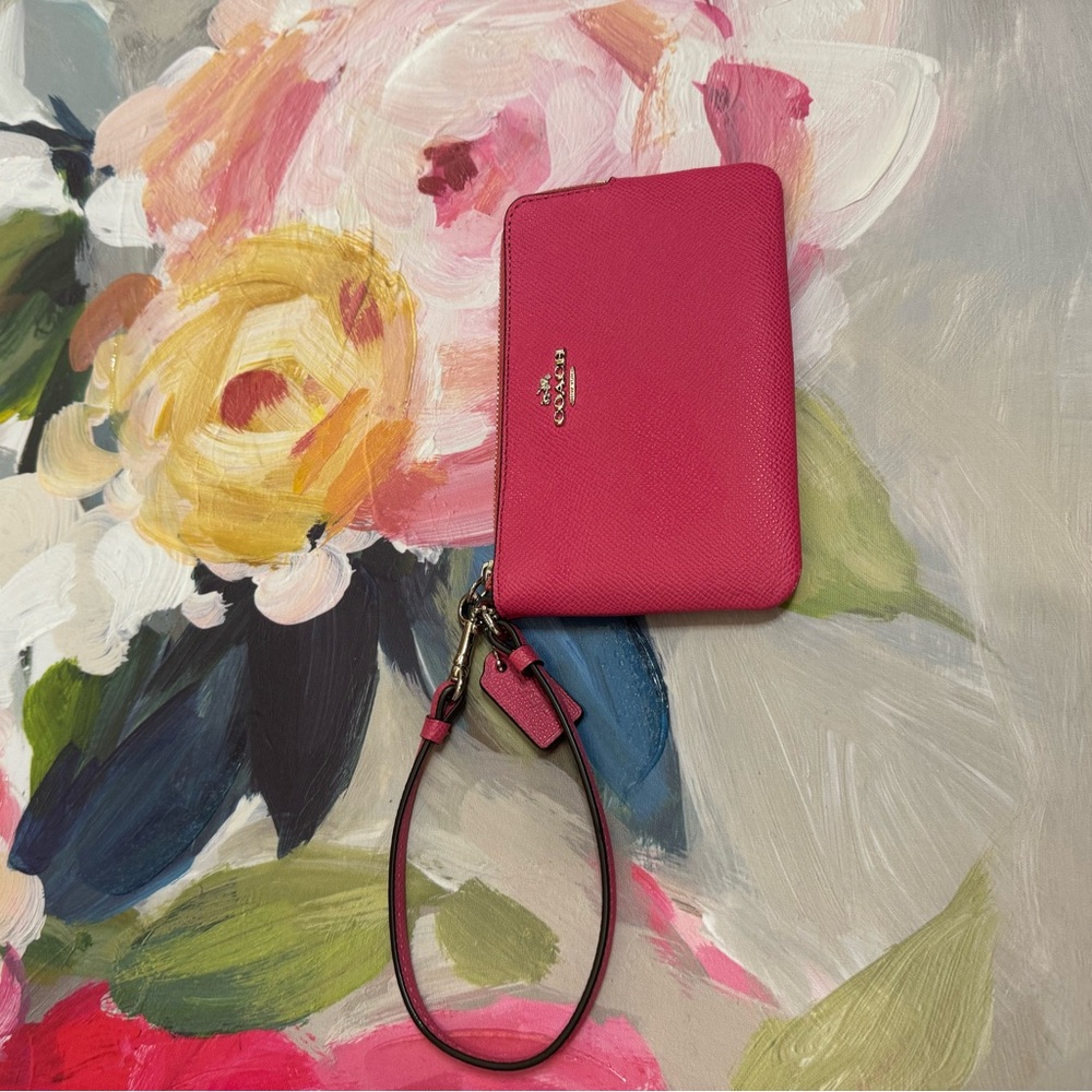 Coach Pink Clutch Wristlet Modern Design